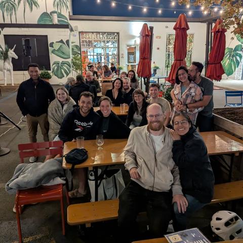 HSSPA members gathered in the outdoor area of ​​a brewery.